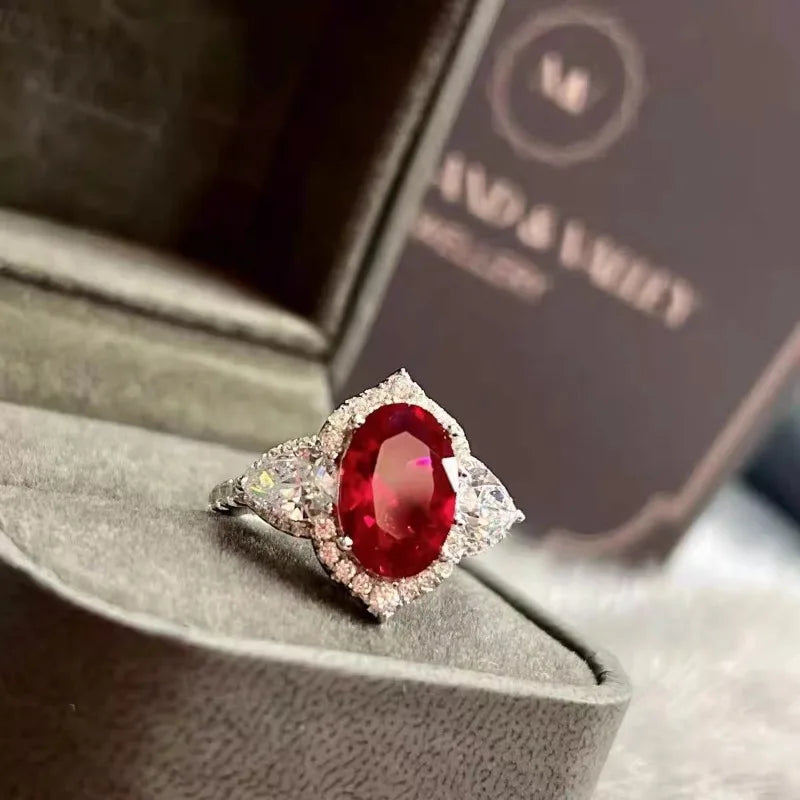 Classic and gorgeous ruby Female Ring