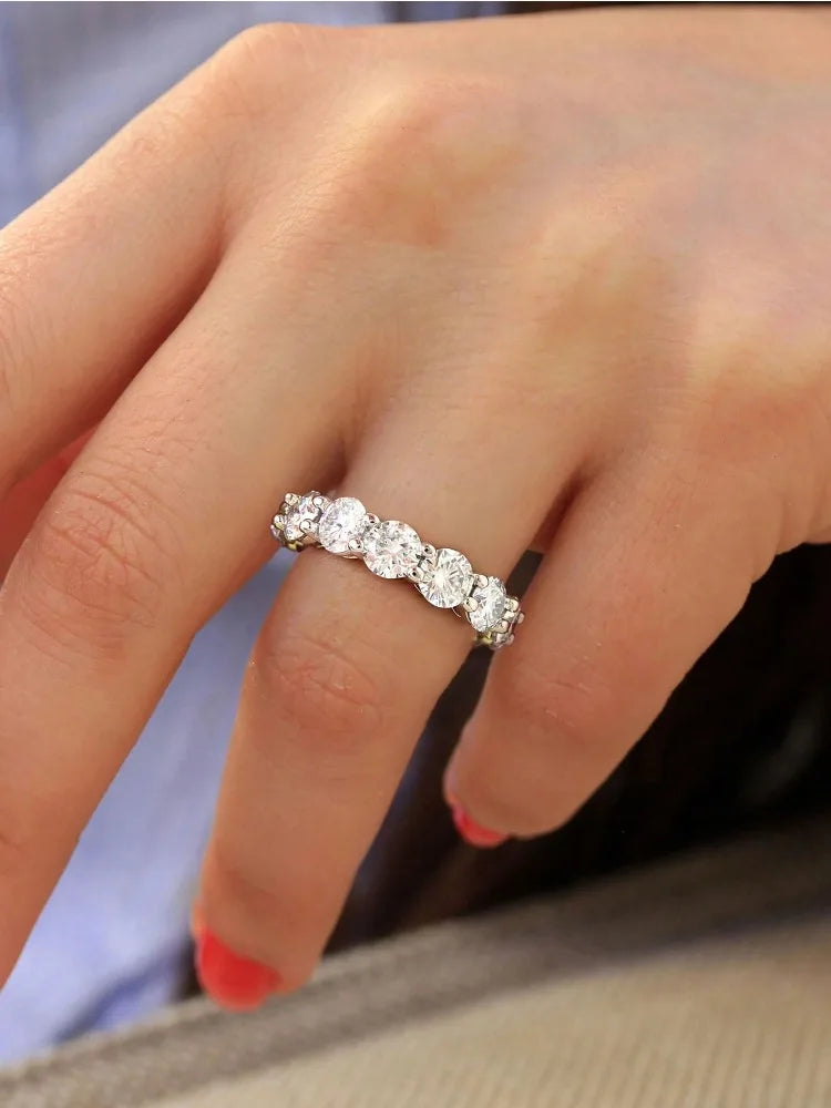 Round Zircon Ring