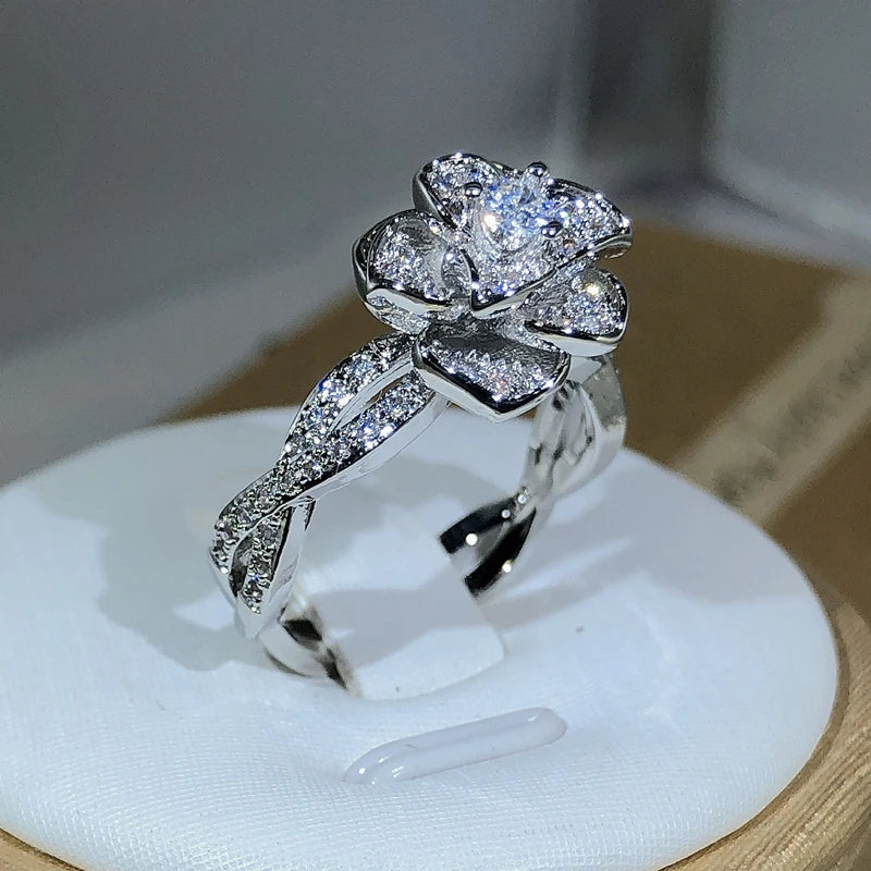 Three-Dimensional Rose Ring