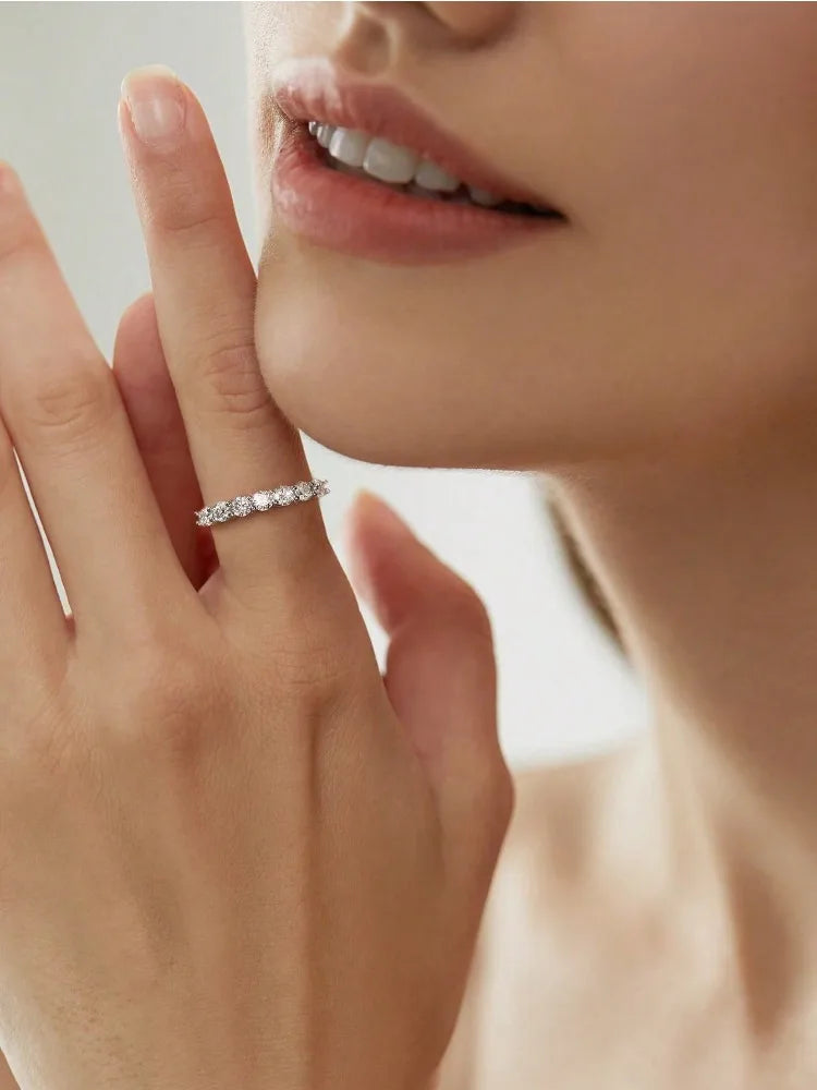 Round Zircon Ring