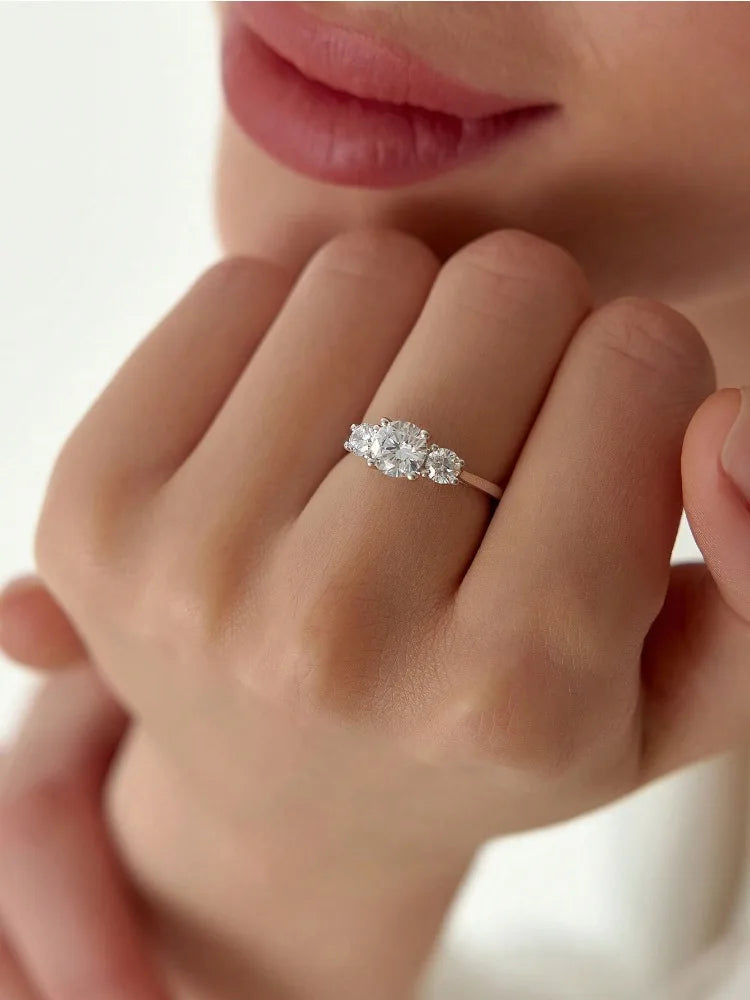 Round Zircon Ring