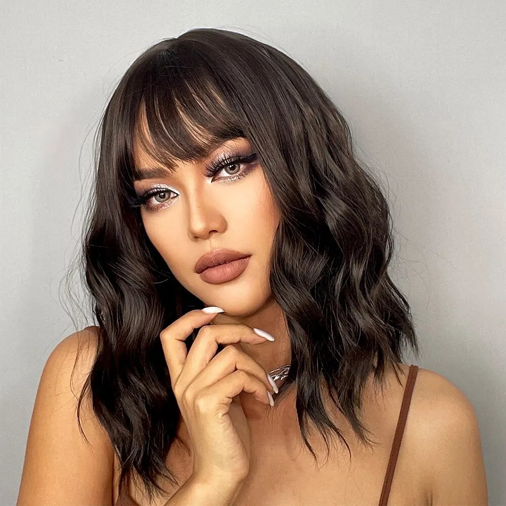 Short Wavy Bob Wigs
