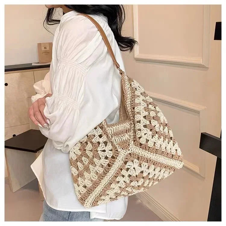 Women's retro handbag,
