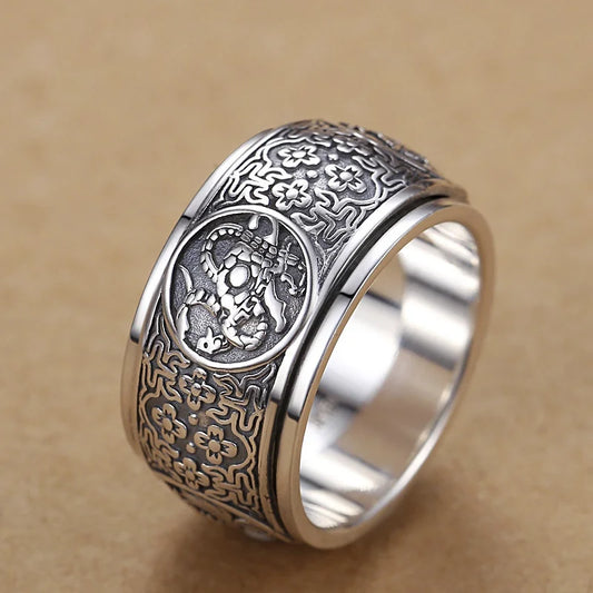 Rotable Powerful Beasts Ring