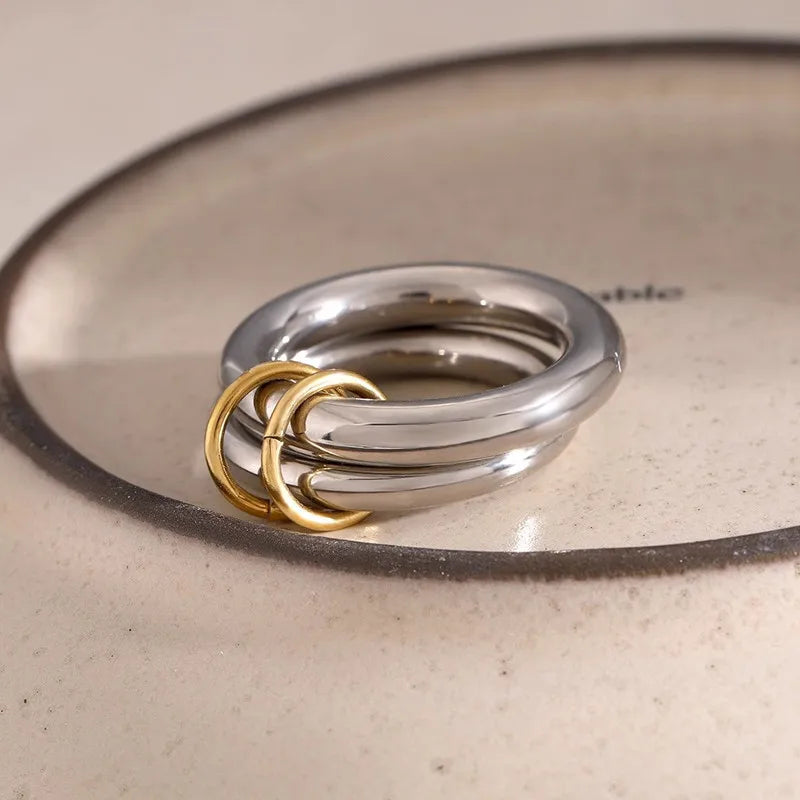Geometric ring rings