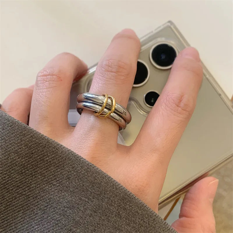 Geometric ring rings