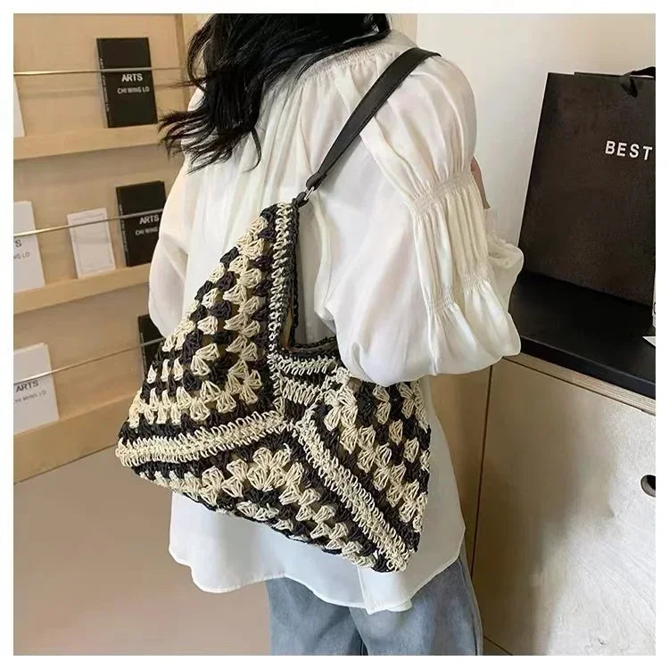 Women's retro handbag,