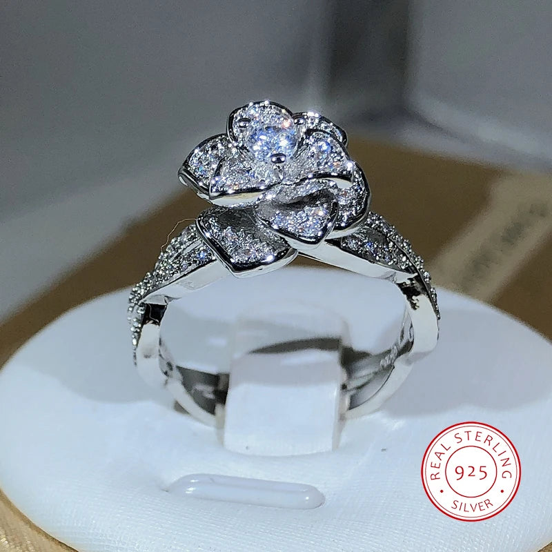 Three-Dimensional Rose Ring